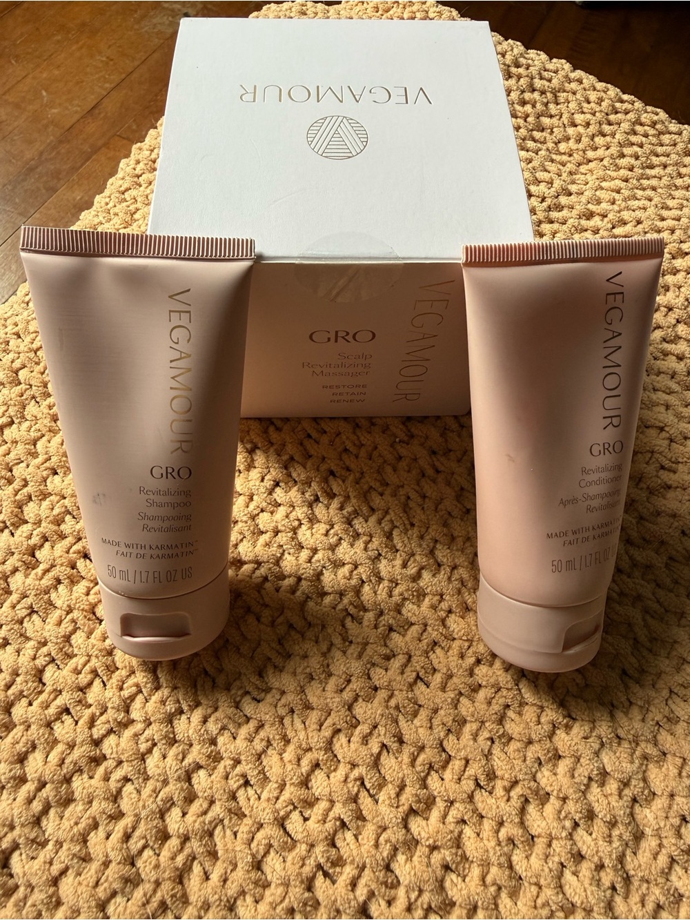 Vegamour GRO Revitalizing Shampoo & Conditioner Set - Blush Pink